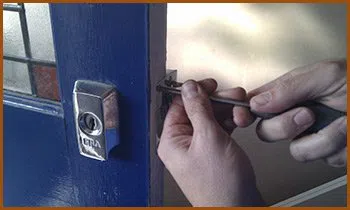 Interstate Locksmith Shop East Hartford, CT 860-973-2429 - 10-lock-smiths
