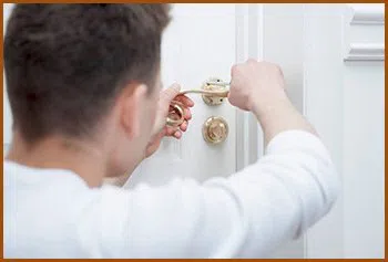 Interstate Locksmith Shop East Hartford, CT 860-973-2429 - 14-install-new-lock